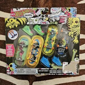 Hot Wheels Skate Neon Bones Tony Hawk Set 4 Fingerboards & 2 Pair of Skate Shoes